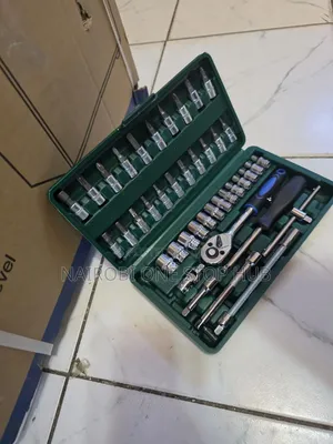 46 Pieces Wrench Socket Set