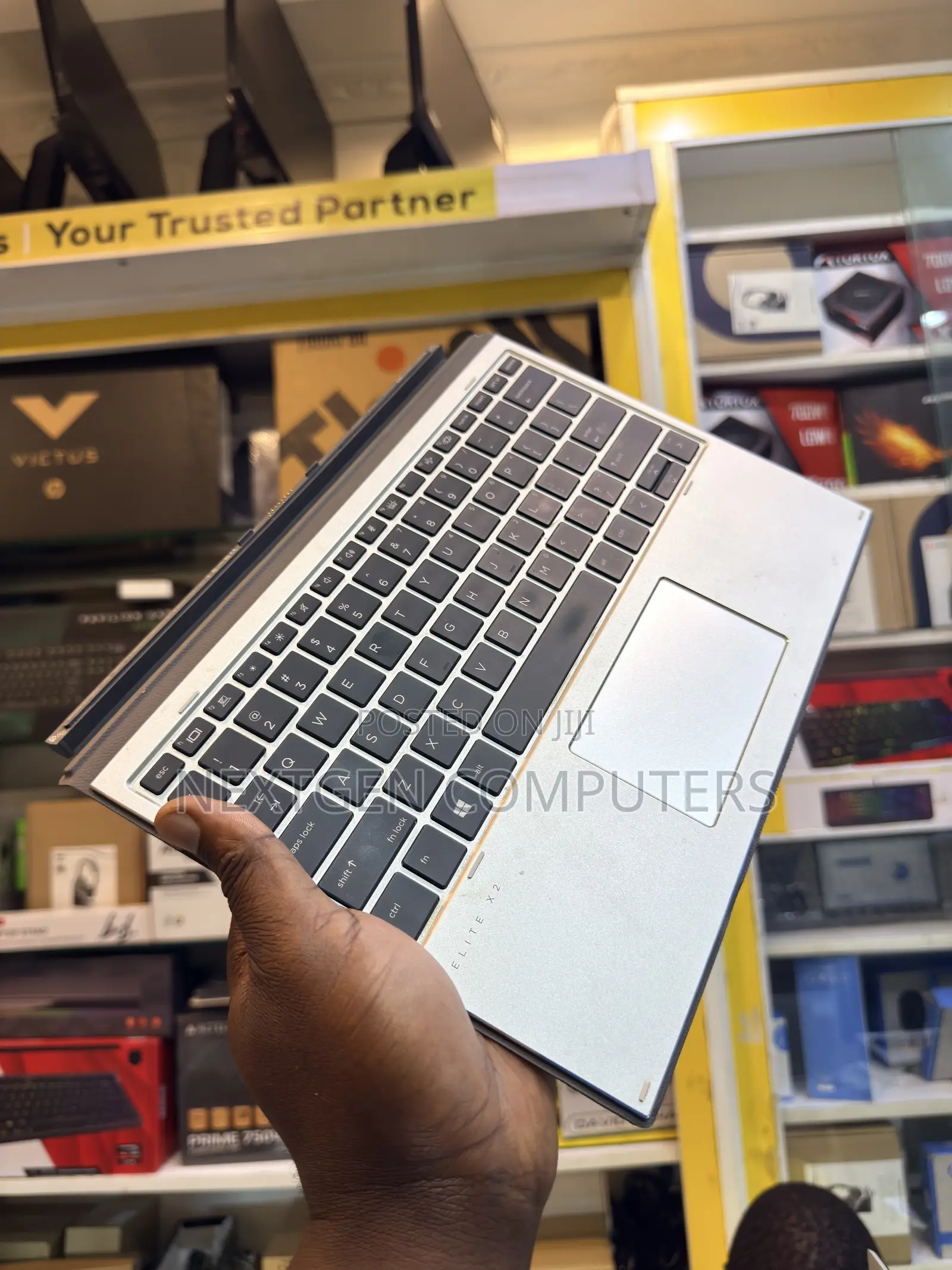 Laptop HP Elite X2 G8 8GB Intel Core i5 SSD 256GB
