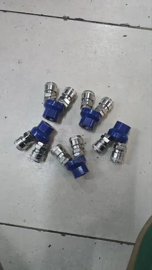 2 Way Compressor Adapter 1/4 Female Thread
