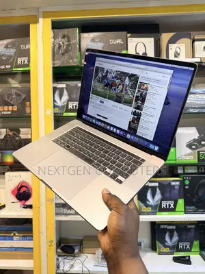 Laptop Apple MacBook Pro 2019 32GB Intel Core i9 SSD 512GB