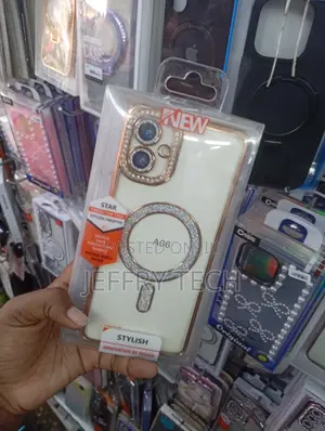 Samsung Galaxy A06 Glitter Protective Phone Case With a Magsafe