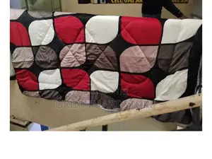 Neat Finish Woolen Duvet 5x6