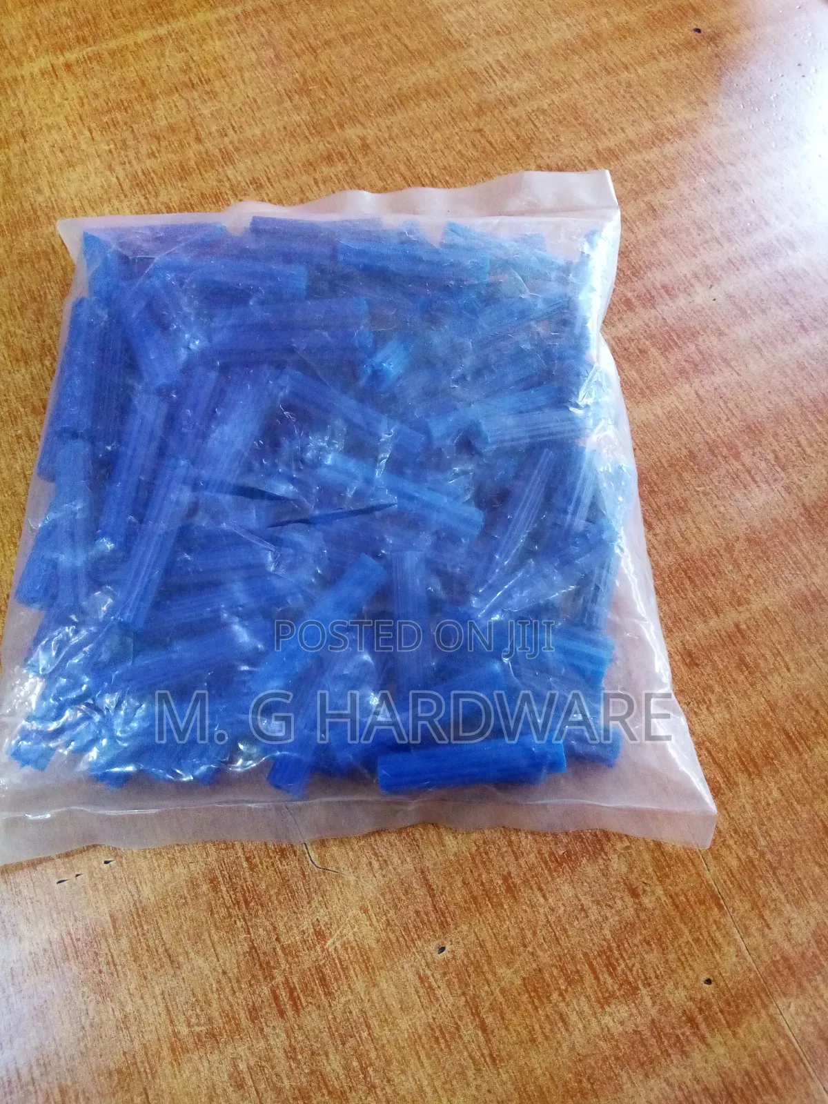 Straight Wall Plugs 8mm