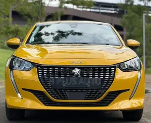 Peugeot 208 2020 Yellow