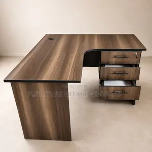Generic Curved Workspace Computer Desk