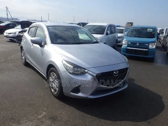 Mazda 2 2019 Silver