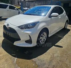 Toyota Yaris 2020 White