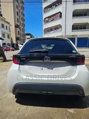 Toyota Yaris 2020 White