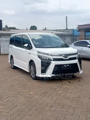 Toyota Voxy 2019 White