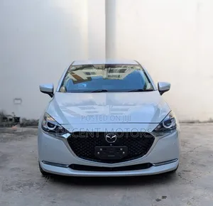 Mazda 2 2020 Silver 