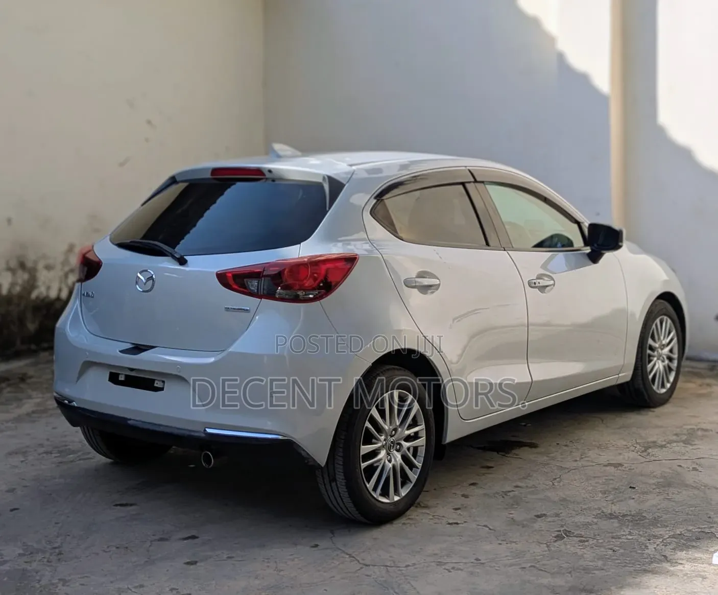 Mazda 2 2020 Silver 