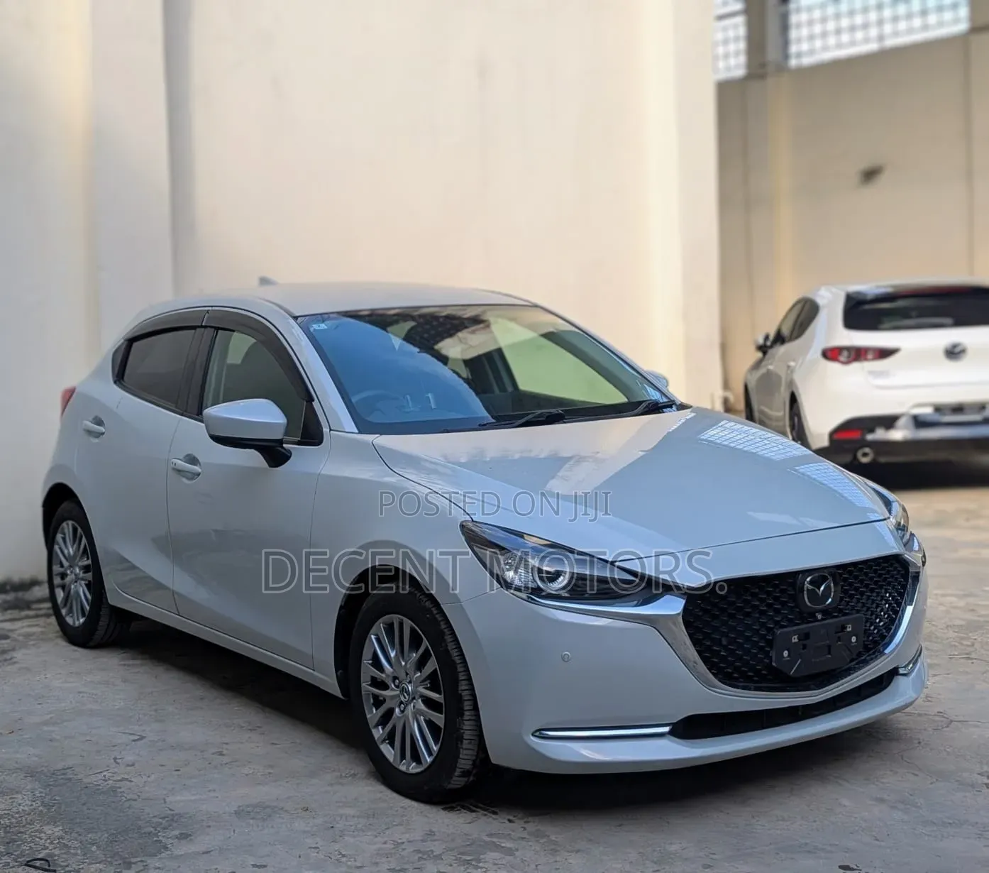 Mazda 2 2020 Silver 