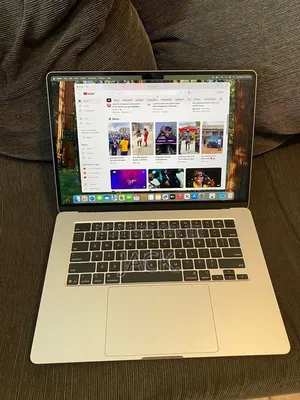 Laptop Apple MacBook Air 2022 M2 8GB Apple M2 SSD 512GB