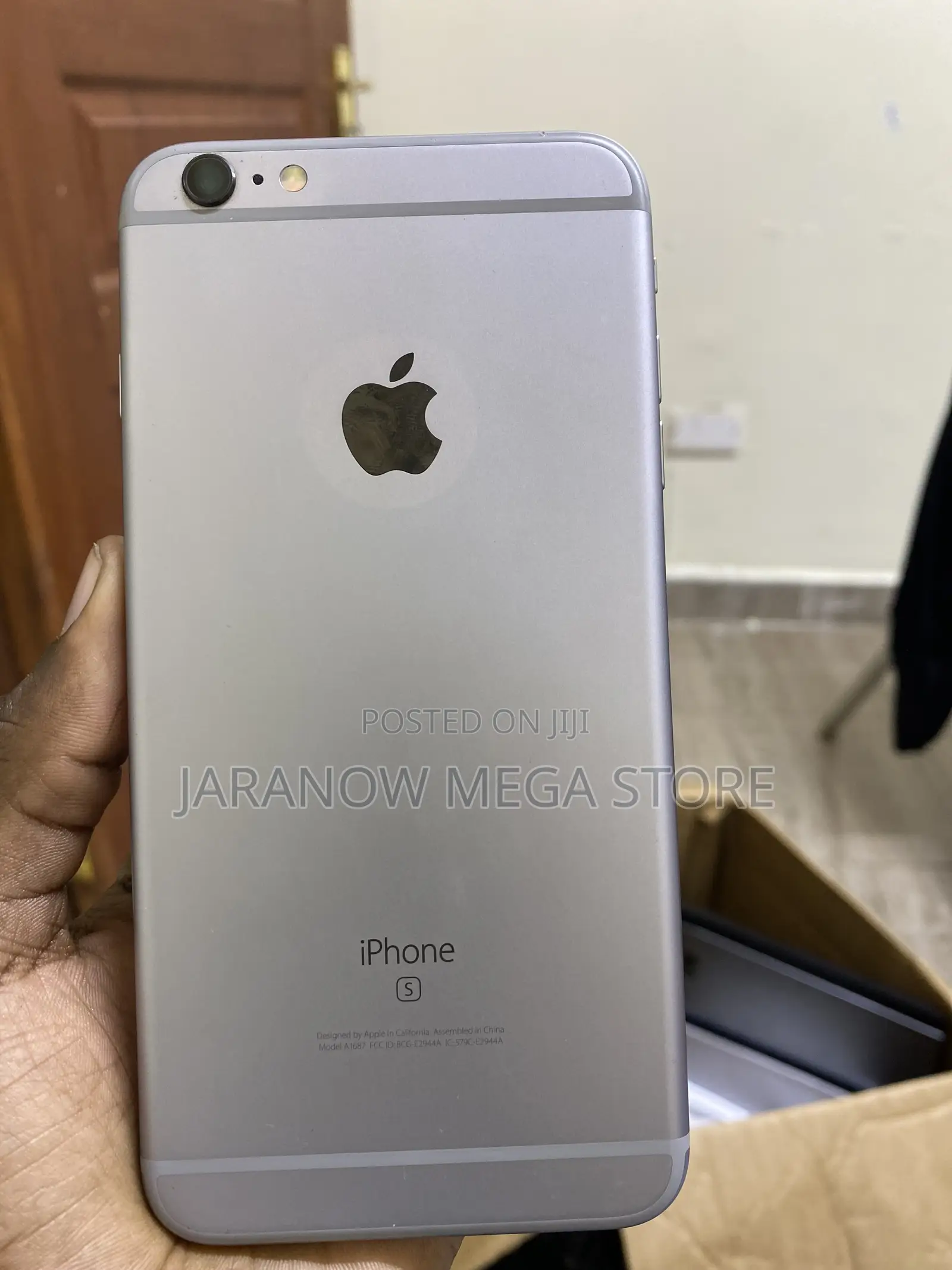 Apple iPhone 6s Plus 32 GB Gray