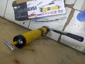 Quality Lubricant /Grease Gun