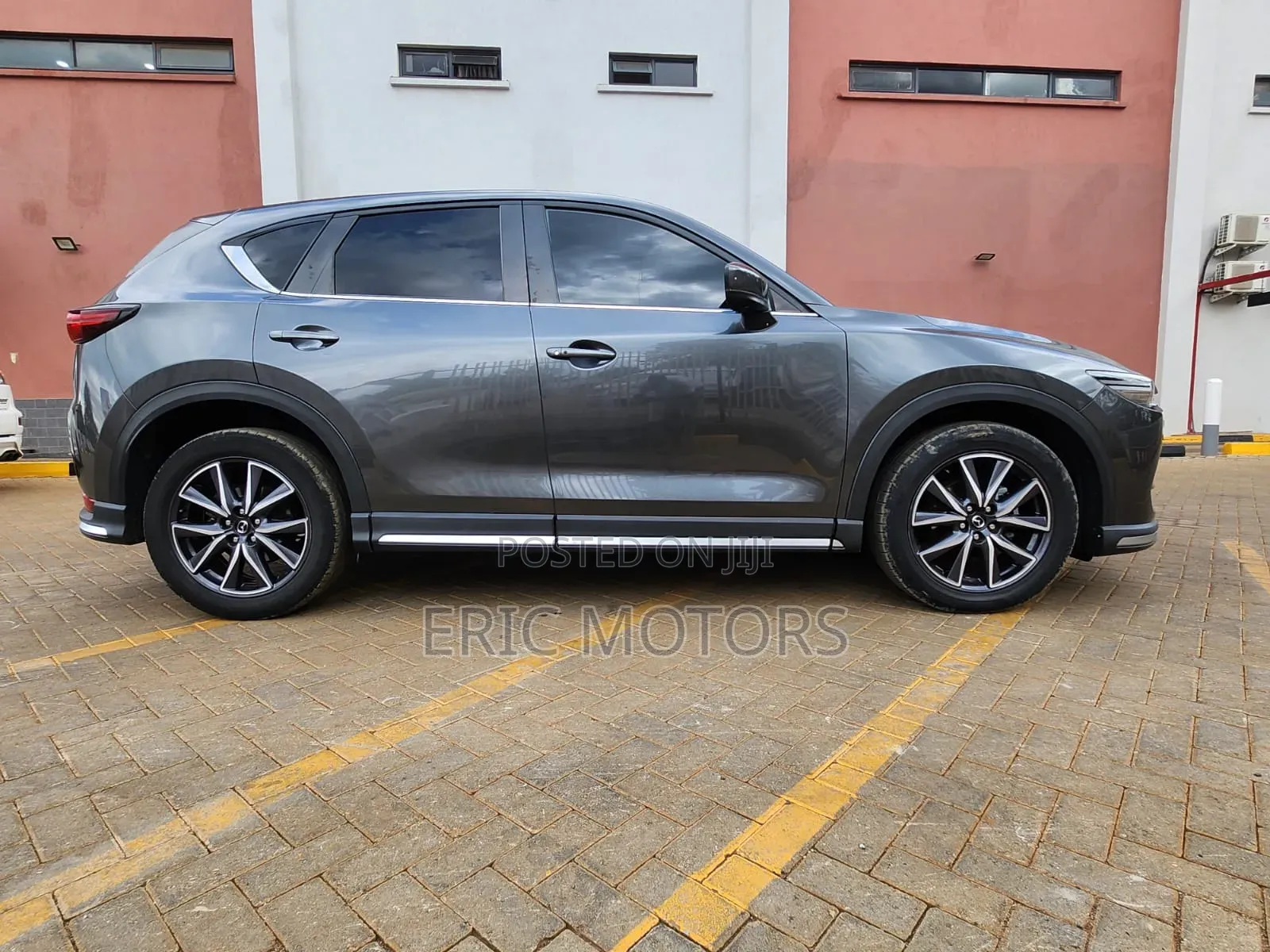 Mazda CX-5 2019 Gray