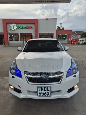 Subaru Legacy 2.5i 4dr Sedan AWD (2.5L 4cyl 6M) 2014 White