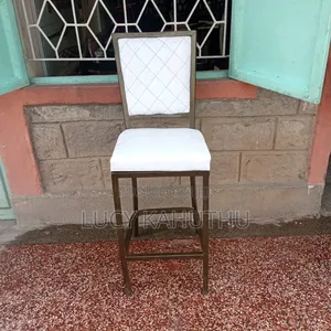 Resplendent White High Stools