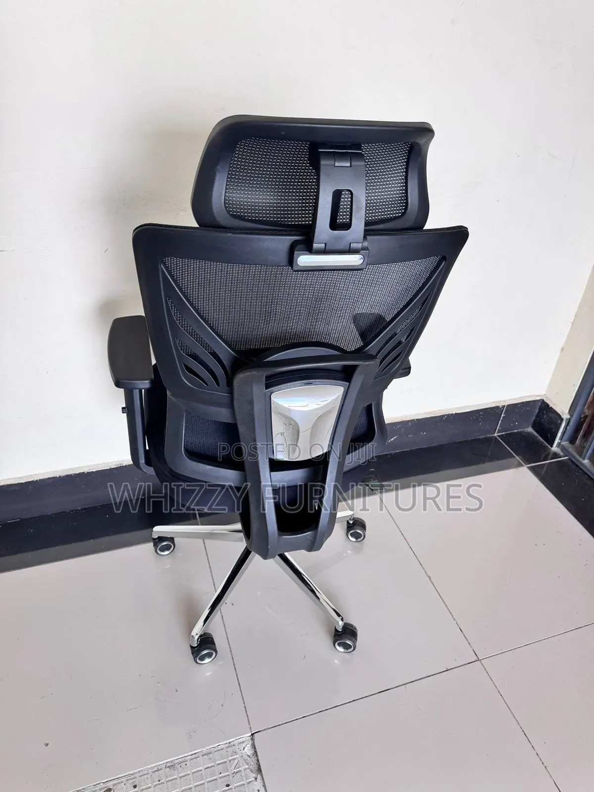 Executive Chair With Headrest