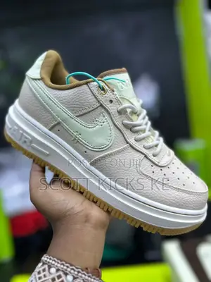 Nike Airforce 1 Luxe