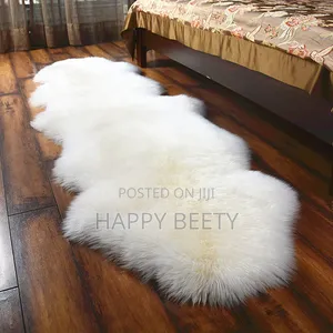 Fluffy Bedside Mat*