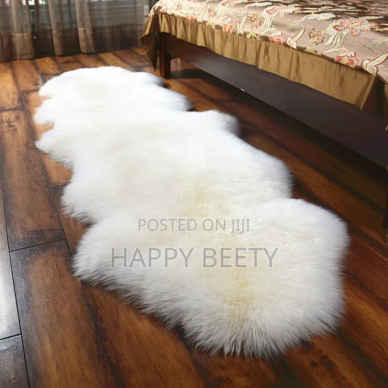 Fluffy Bedside Mat*