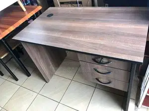 Affordable 1m Study Desk Nairobi – Perfect for Home School