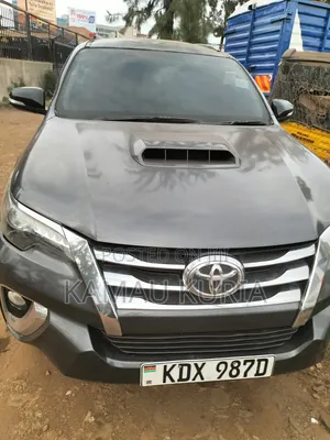 Toyota Fortuner 2014 Silver