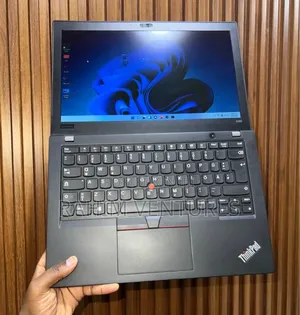 Laptop Lenovo ThinkPad X280 16GB Intel Core i7 SSD 256GB