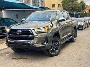 Toyota Hilux 2020 Ivory