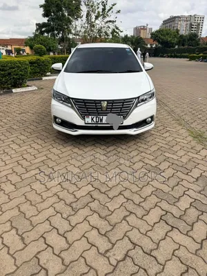 Toyota Premio 2018 White