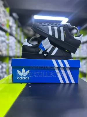 Black Adidas Superstar Sneakers