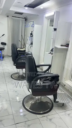 The Waves Barbershop Spa