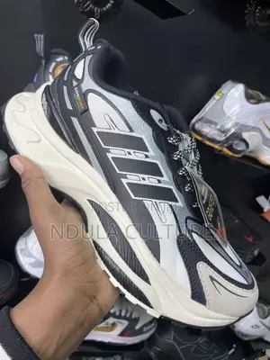 Adidas MTS Pro Sneakers