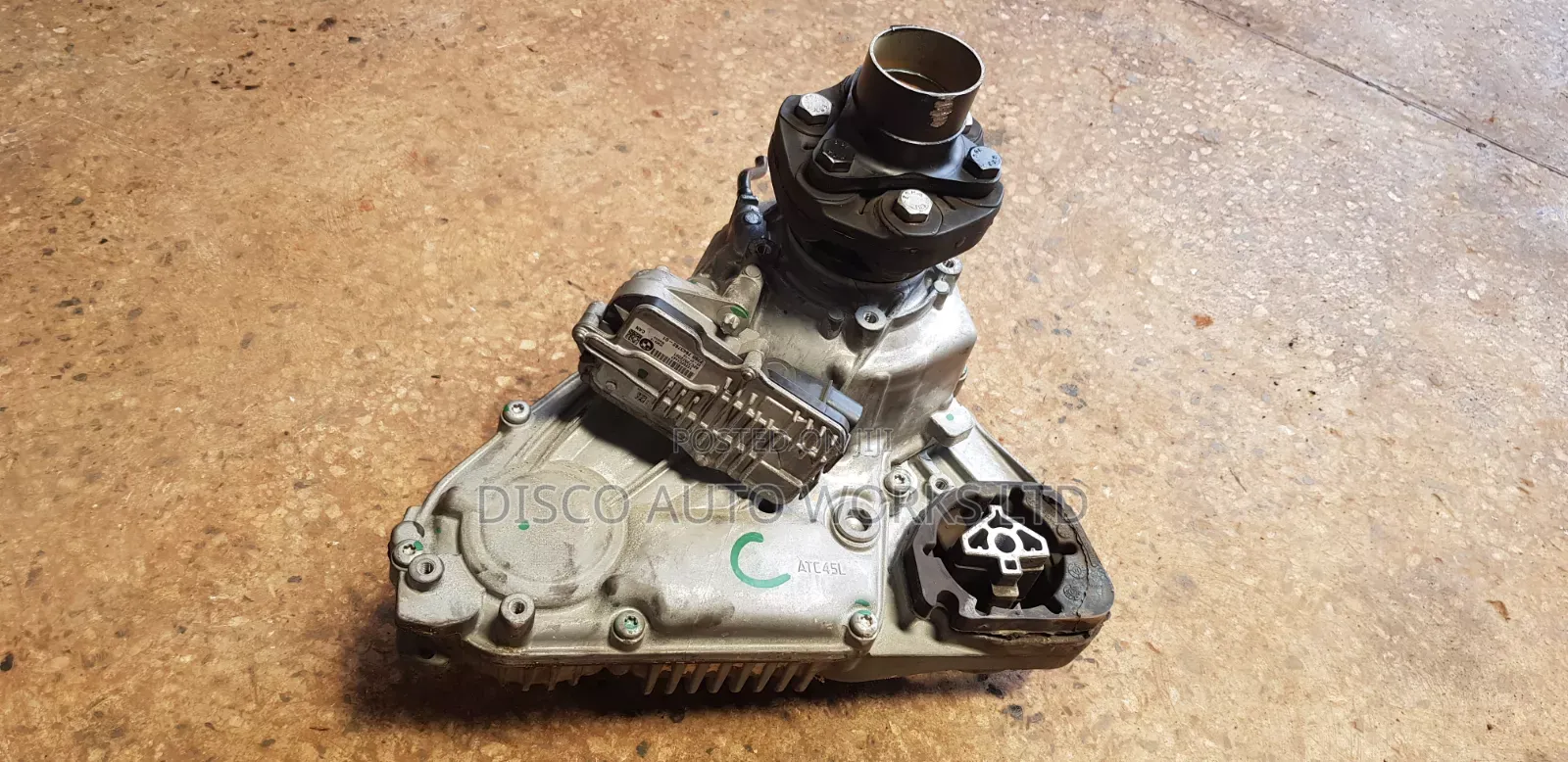 BMW E70 X5 Drive Transfer Box Assembly