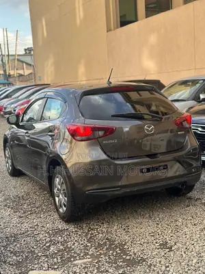 Mazda 2 2019 Gray