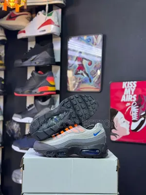 Nike Air Max 95 Kith Knicks Sneakers