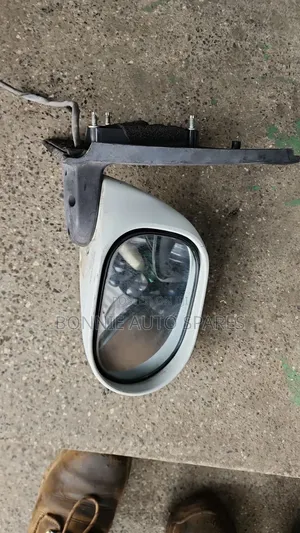 Nissan Note E11 Side Mirror