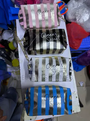 Stylish Striped Makeup Pouches_y