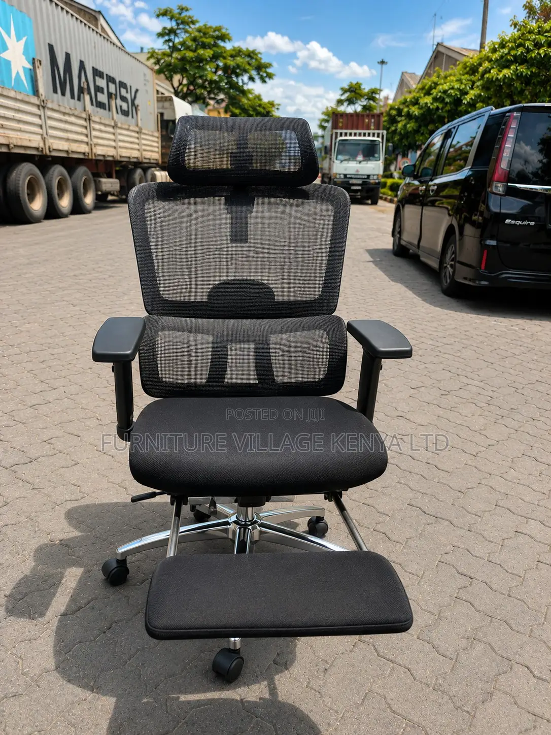 Office Chair: Ergonomic Orthopedic Mesh Study Seat
