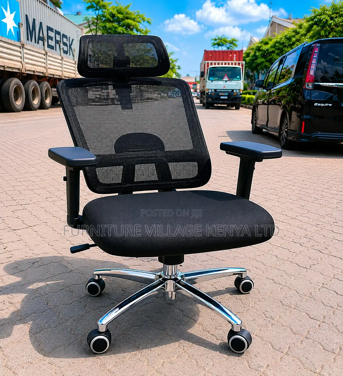 Office Chair: Ergonomic Orthopedic Mesh Study Seat