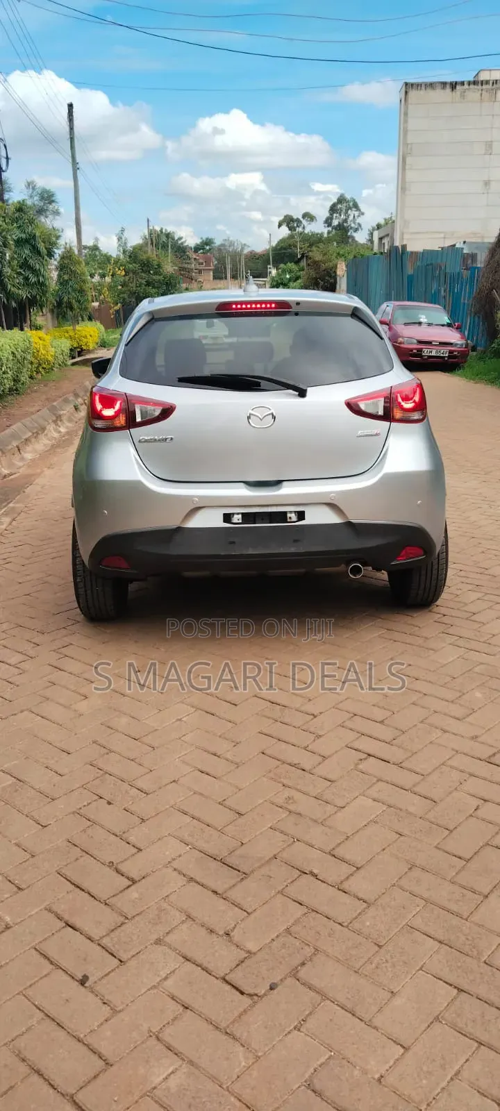 Mazda Demio 2018 Silver