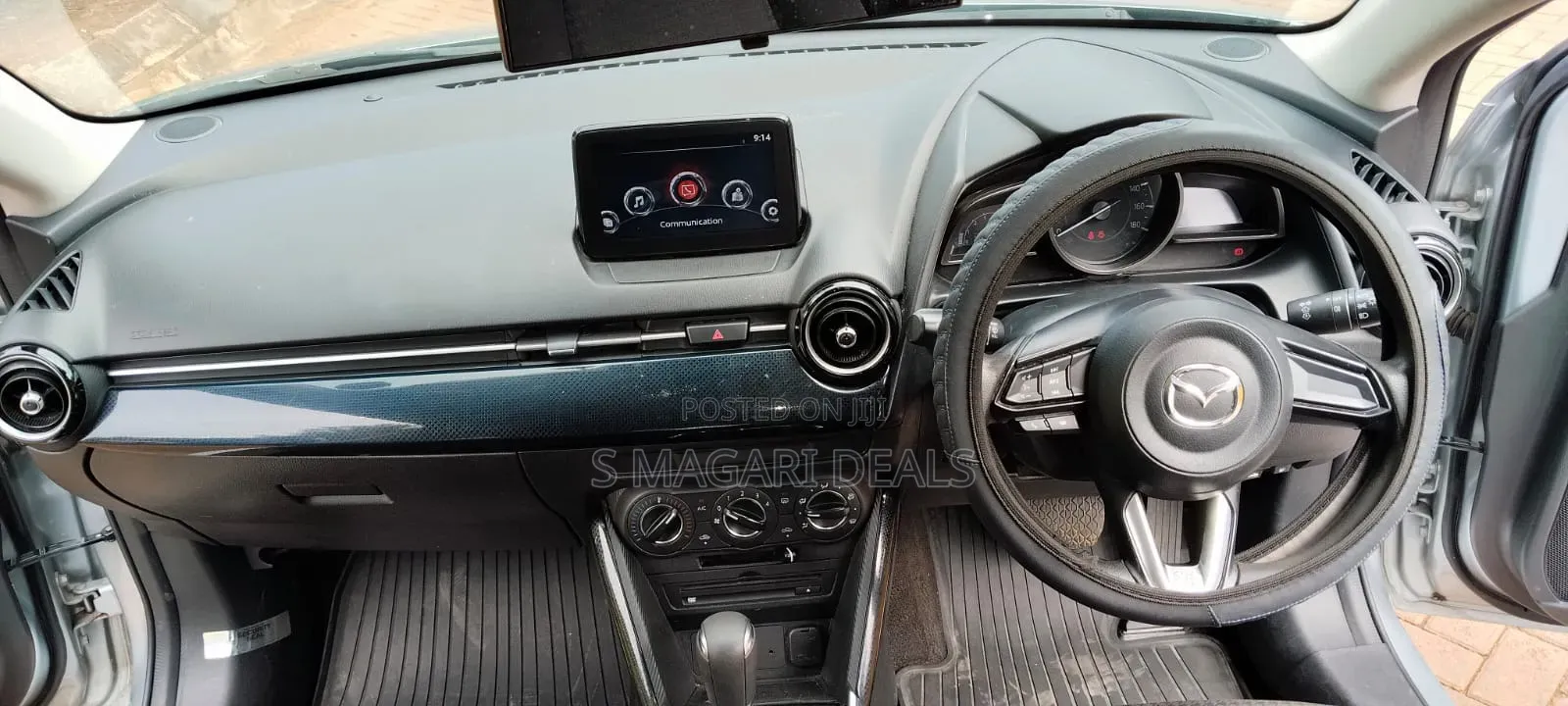 Mazda Demio 2018 Silver