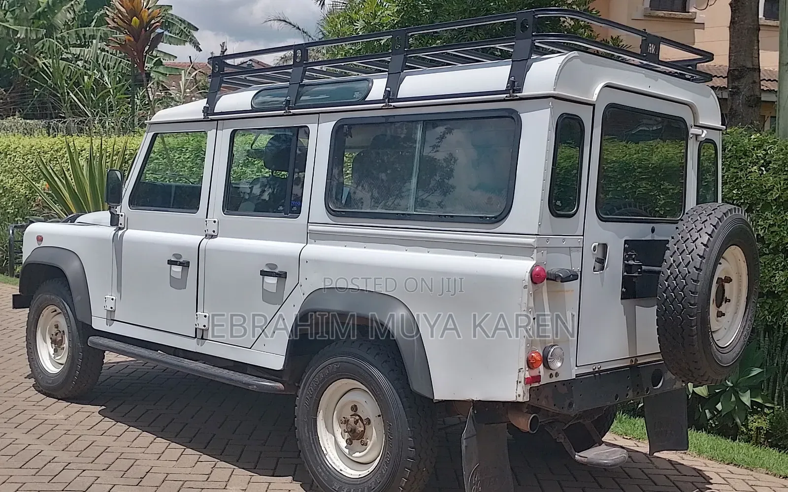 Land Rover Defender 2014 White