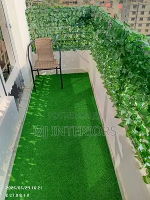 Artificial Grass Flooring Hedge Fence for Outdoor Spaces