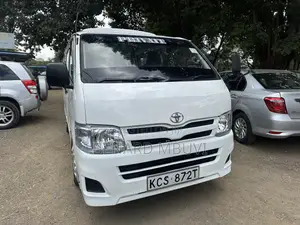 Toyota HiAce 2012 White