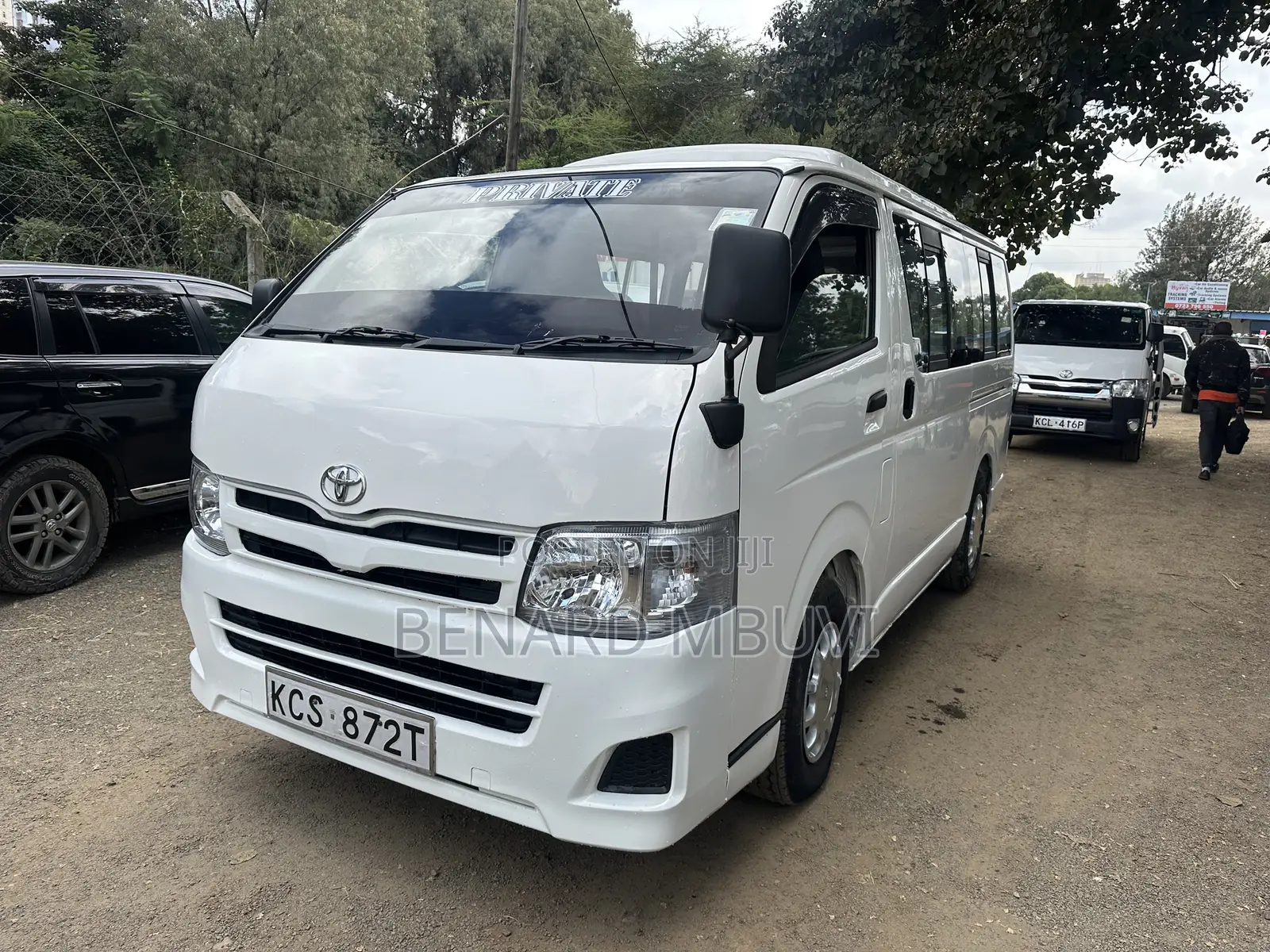 Toyota HiAce 2012 White