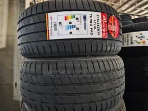 215/35r19 Maxen Tyre