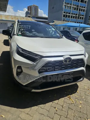 Toyota RAV4 2019 White