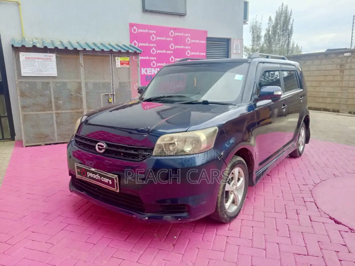 Toyota Corolla Rumion 2011 Blue